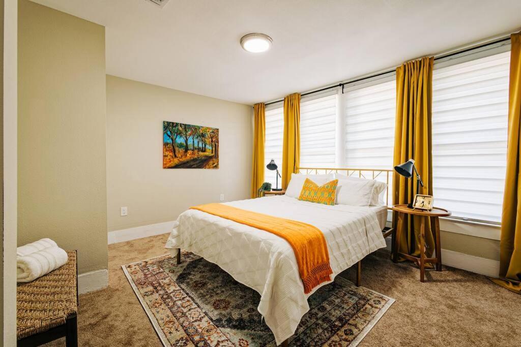 Close To Downtown San Antonio,Tx With Private Backyard And Firepit 外观 照片