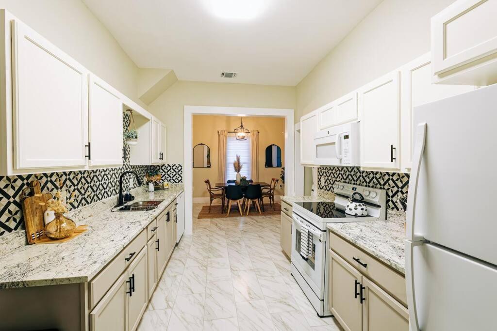 Close To Downtown San Antonio,Tx With Private Backyard And Firepit 外观 照片